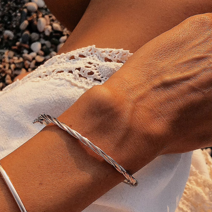 Dona Twisted Bracelet